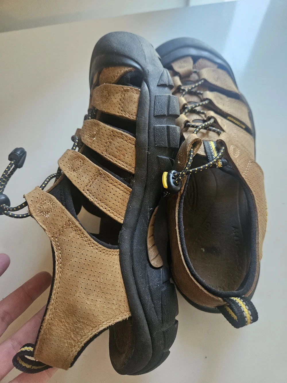 Keen Newport Brown Sandal Hiking Sz 9 Mens